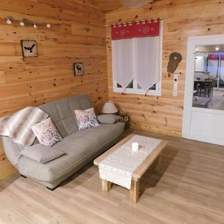 Logement Paisible A La Campagne Aubarede Zewnętrze zdjęcie